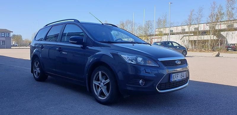 Begagnad Ford Focus 2010 Kombi
