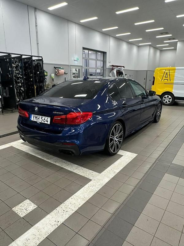Begagnad BMW M550 462 HK (339 kW) 2017 Sedan