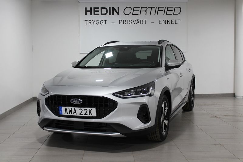Okänd Begagnad 2023 Ford Focus Active Sedan | 258 800 kr - Bild 1/4