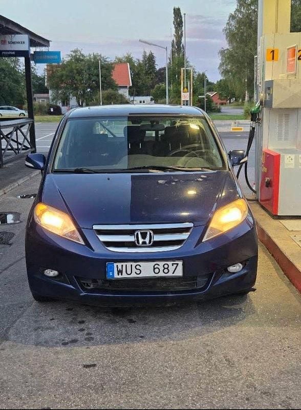 Blå Begagnad 2005 Honda FR-V Minibuss | 18 000 kr - Bild 1/4