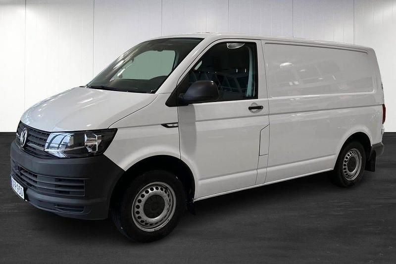 Vit Begagnad 2016 VW T6 Van | 124 875 kr (Superpris) - Bild 1/4