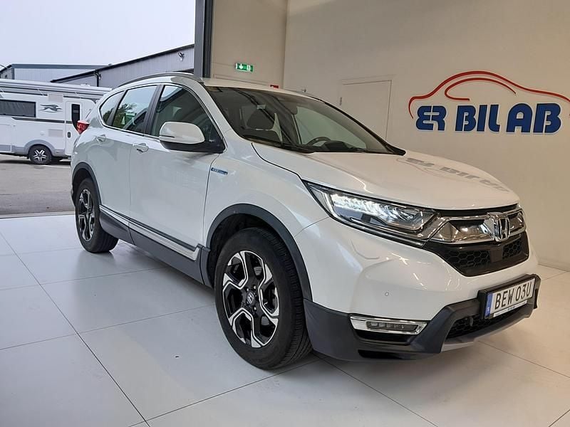 Begagnad Honda CR-V Hybrid 218 HK (160 kW) 2018 Vit SUV