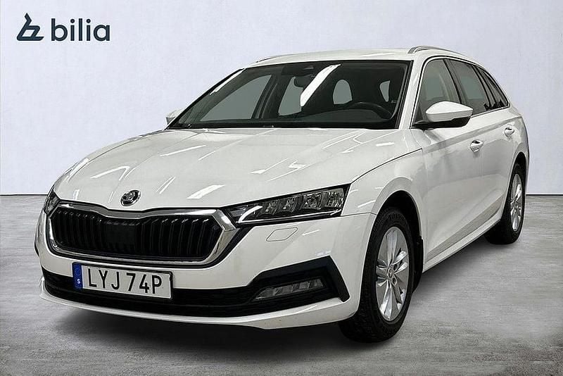 Vit Begagnad 2022 Skoda Octavia Kombi | 255 100 kr (Lite dyr) - Bild 1/4