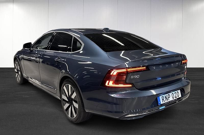 Begagnad Volvo S90 Ultimate 455 HK (334 kW) 2024 Blå Sedan