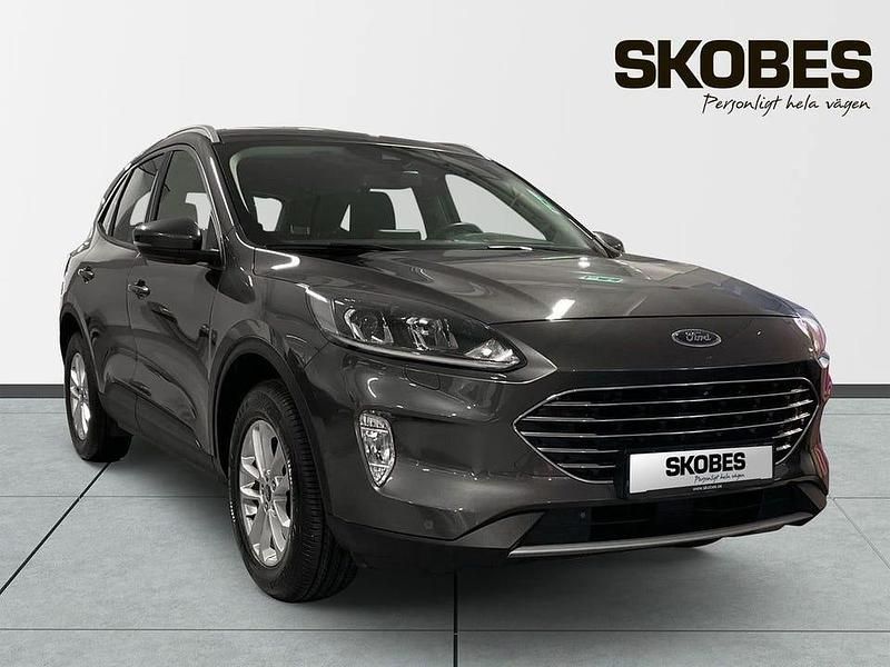 Grå Begagnad 2022 Ford Kuga Business Edition SUV | 249 100 kr (Bra pris) - Bild 1/3