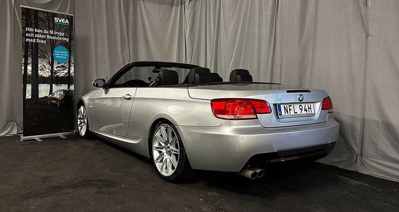 Begagnad BMW 325 Cabriolet M Sport 218 HK (160 kW) 2008 Silver Cab