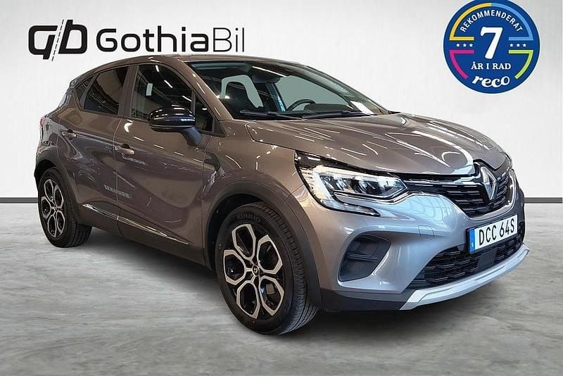 Begagnad Renault Captur Zen 140 HK (102 kW) 2021 Grå SUV