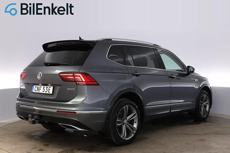 Begagnad VW Tiguan Allspace R-line 200 HK (147 kW) 2021 Grå SUV