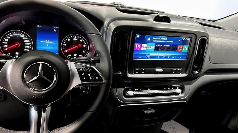 Ny Mercedes Vito 136 HK (100 kW) 2025 Svart Van