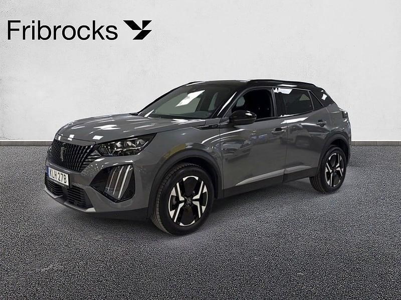 Grå Begagnad 2024 Peugeot 2008 GT SUV | 229 800 kr (Bra pris) - Bild 1/4