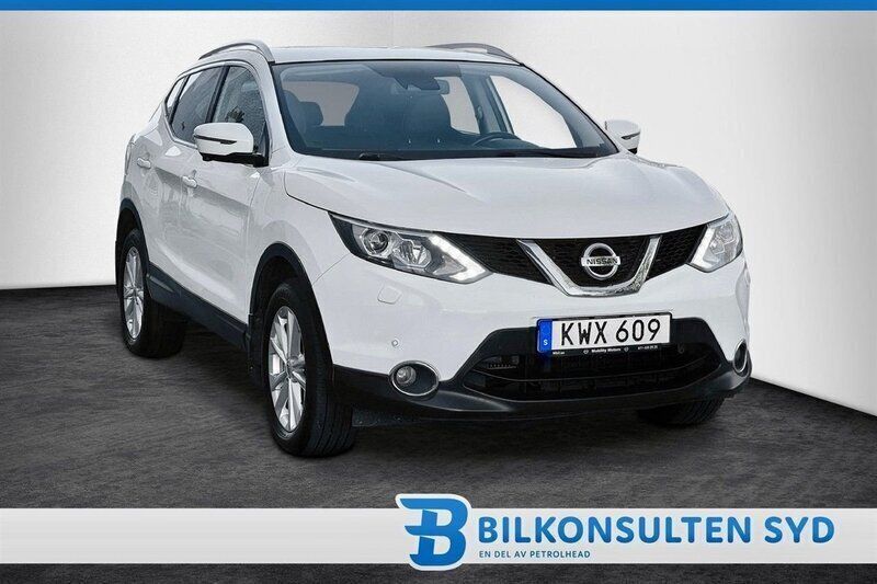 Vit Begagnad 2015 Nissan Qashqai SUV | 129 900 kr (Lite dyr) - Bild 1/4