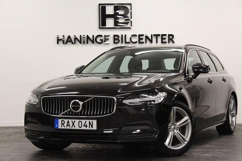 Svart Begagnad 2024 Volvo V90 Core Kombi | 329 900 kr (Bra pris) - Bild 1/4