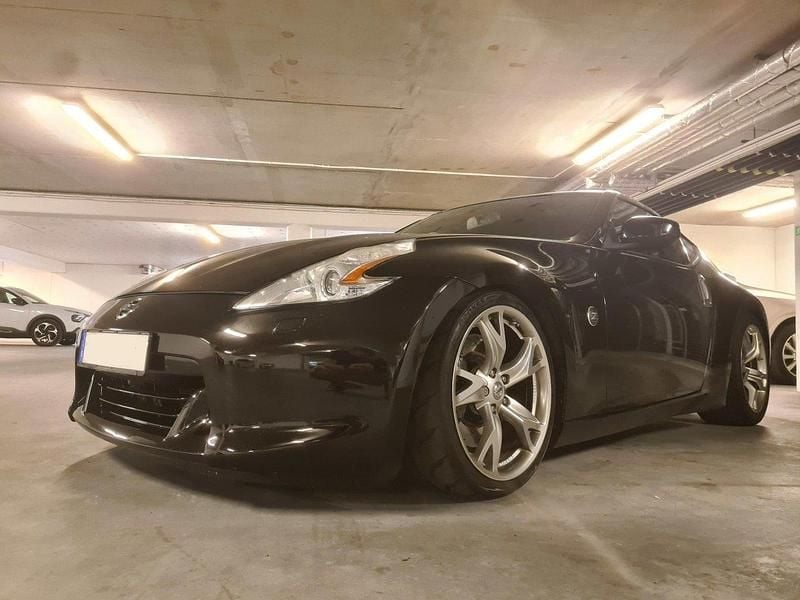Begagnad 2009 Nissan 370Z Sportkupé | 265 000 kr - Bild 1/4