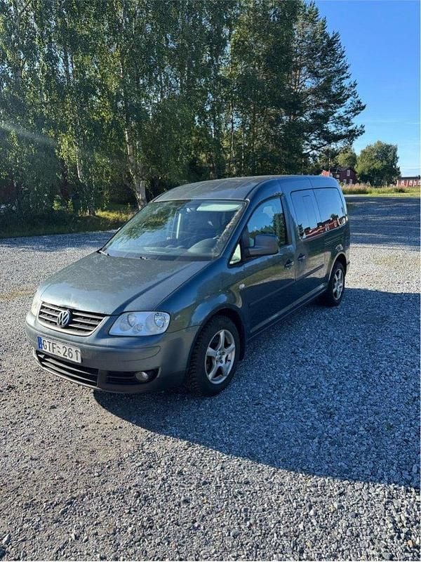 Grå Begagnad 2008 VW Caddy Maxi Minibuss | 29 000 kr (Superpris) - Bild 1/4