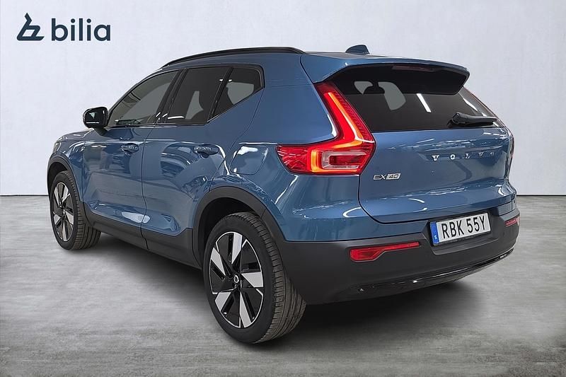 Begagnad Volvo EX40 Performance 328 kW (447 HK) 2024 Blå SUV