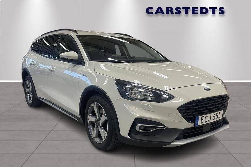 Vit Begagnad 2020 Ford Focus Active Kombi | 169 900 kr (Marknadspris) - Bild 1/4