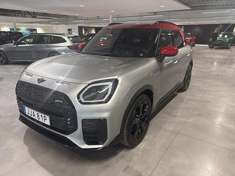 Grå Ny 2024 Mini John Cooper Works Countryman SUV | 529 900 kr - Bild 1/4