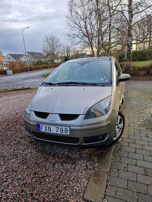 Begagnad 2008 Mitsubishi Colt Halvkombi | 15 500 kr (Marknadspris) - Bild 1/4
