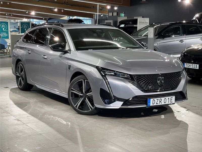 Grå Begagnad 2023 Peugeot 308 GTi Kombi | 264 900 kr (Marknadspris) - Bild 1/4