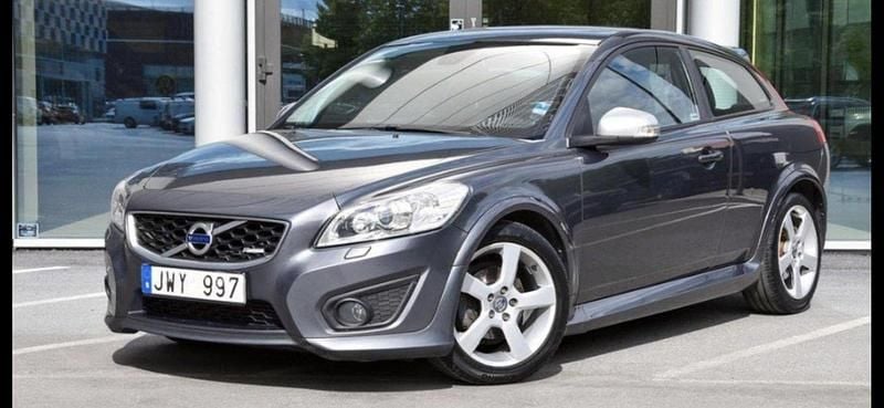 Grå Begagnad 2011 Volvo C30 R-Design Halvkombi | 58 000 kr (Marknadspris) - Bild 1/4