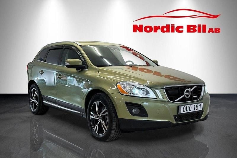 Grön Begagnad 2009 Volvo XC60 Summum SUV | 79 900 kr (Dyr) - Bild 1/4