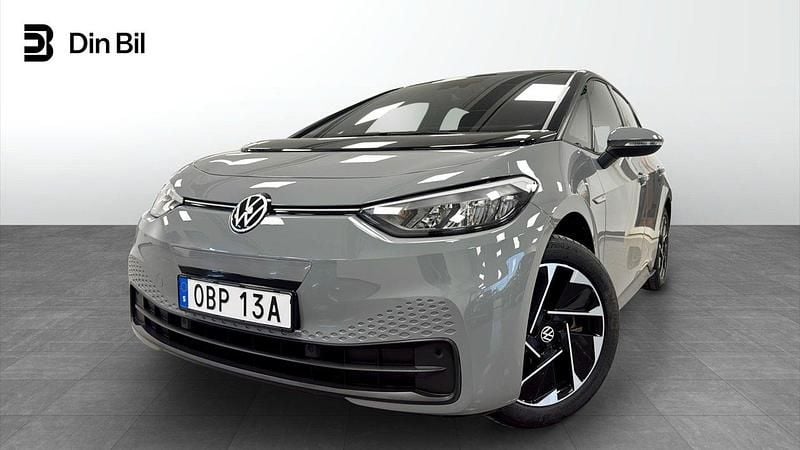 Grå (moonstone grey black) Begagnad 2022 VW ID.3 Halvkombi | 289 900 kr - Bild 1/4