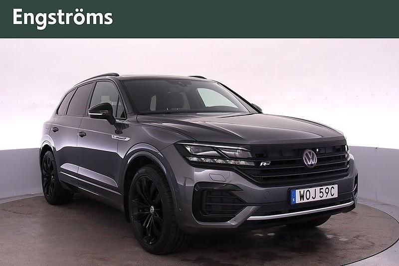 Silizium gray metallic Begagnad 2020 VW Touareg R-line SUV | 529 000 kr (Bra pris) - Bild 1/4