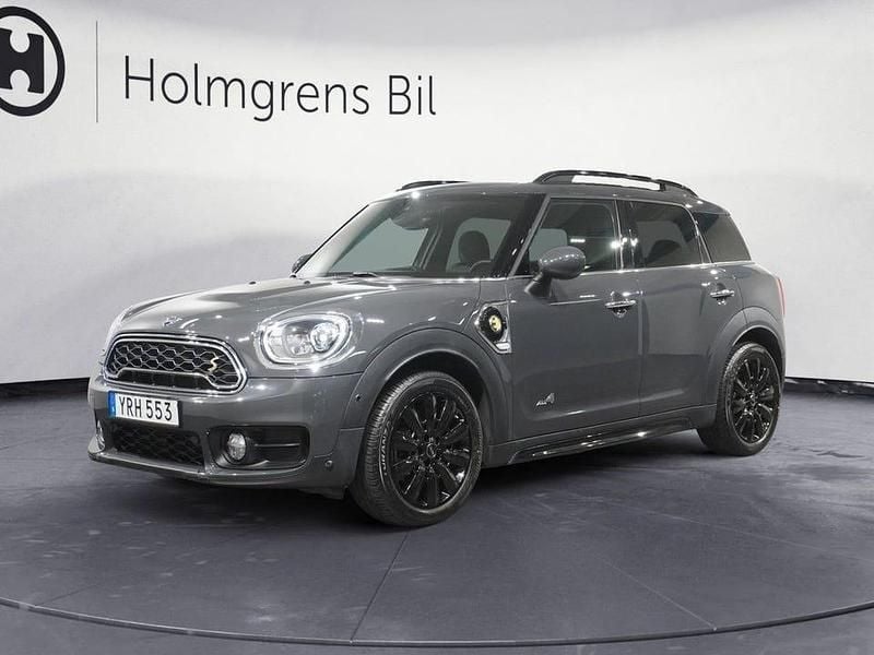 Thunder grey met Begagnad 2019 Mini Cooper Countryman SUV | 239 500 kr (Marknadspris) - Bild 1/4