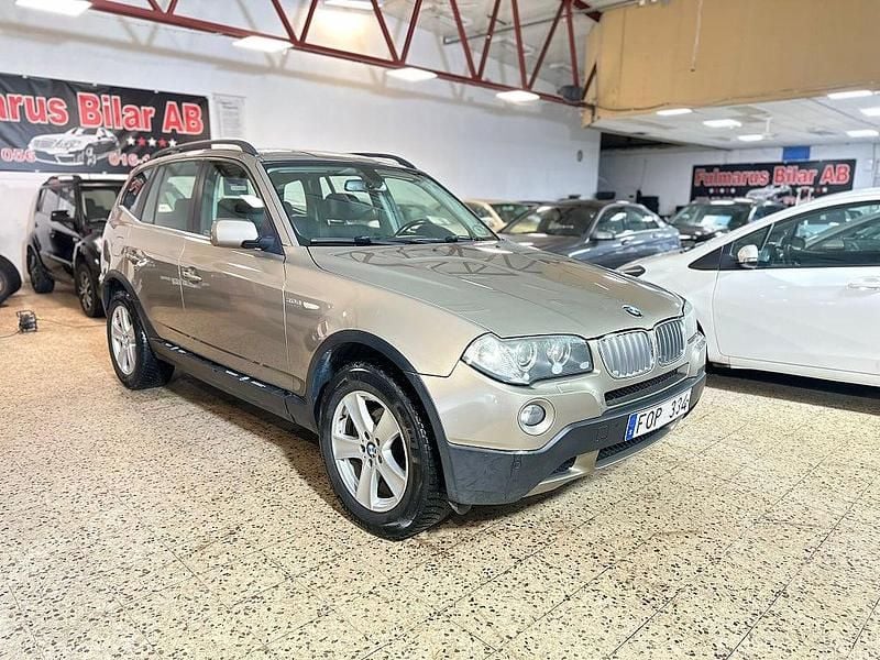 Brun Begagnad 2007 BMW X3 Comfort Edition SUV | 69 900 kr (Marknadspris) - Bild 1/4