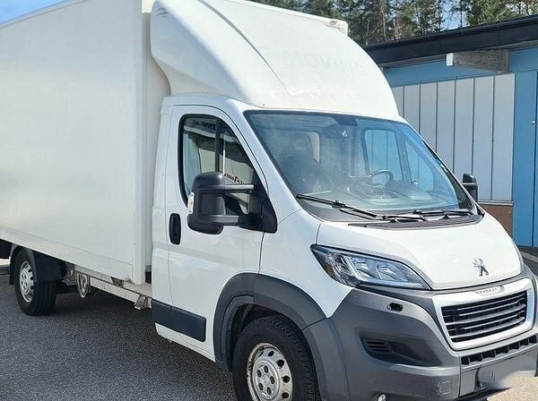 Vit Begagnad 2018 Peugeot Boxer Van | 179 900 kr (Bra pris) - Bild 1/4