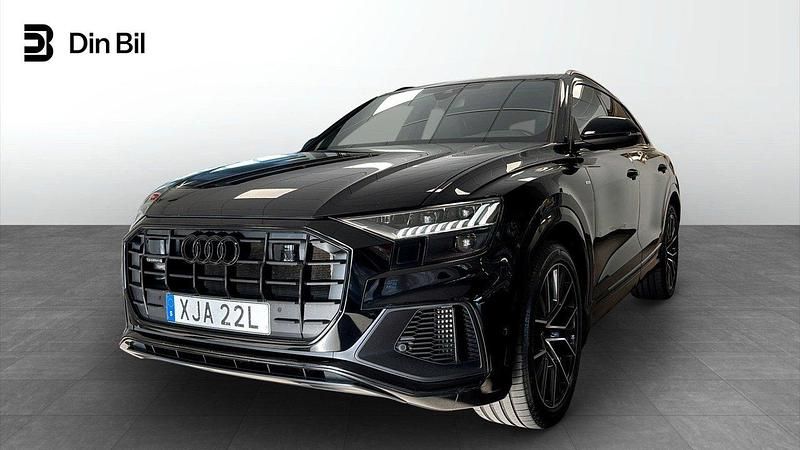 Svart Begagnad 2023 Audi Q8 S-Line SUV | 719 000 kr (Marknadspris) - Bild 1/4