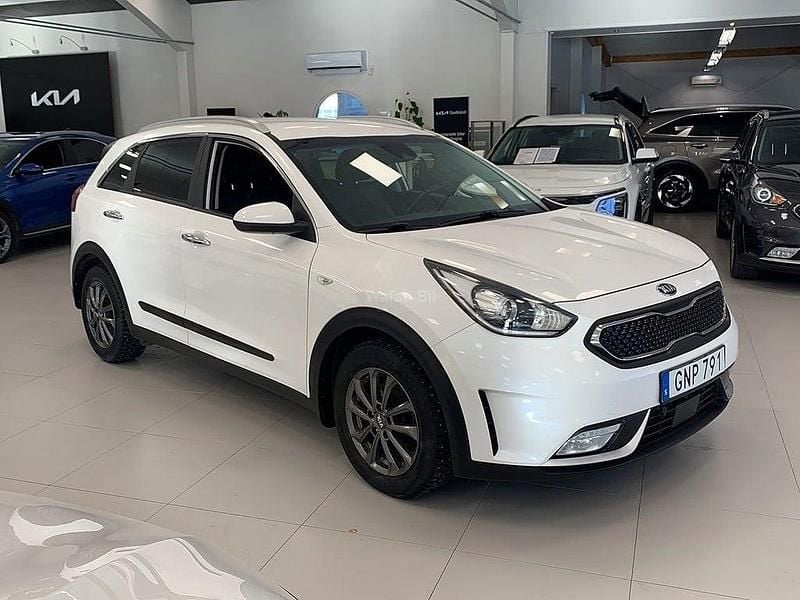 Begagnad Kia Niro Plus 105 HK (77 kW) 2018 Vit SUV