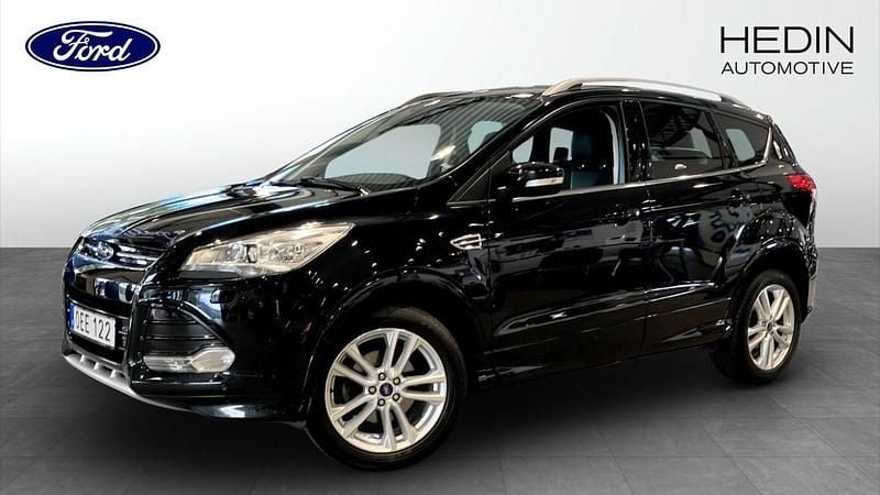 Svart (black) Begagnad 2016 Ford Kuga SUV | 144 900 kr (Marknadspris) - Bild 1/4