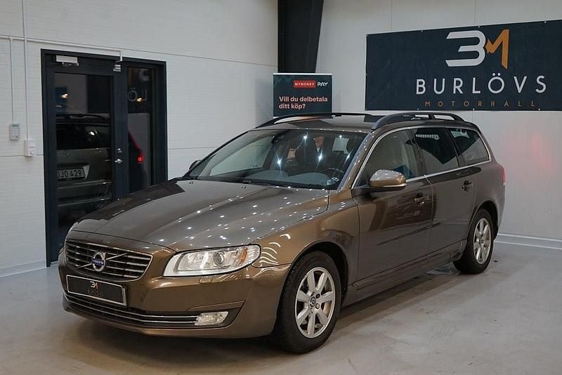Brun Begagnad 2015 Volvo V70 Kombi | 109 900 kr (Marknadspris) - Bild 1/4
