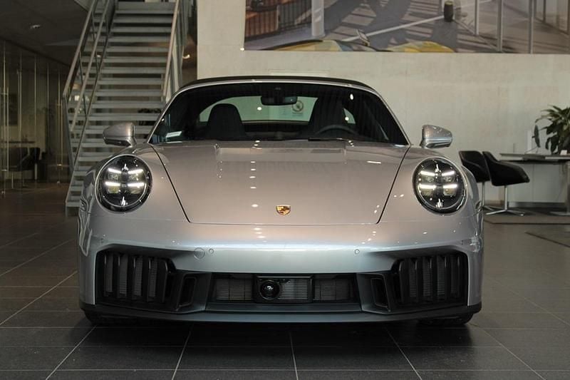 Ny Porsche 911 2026 Flerfärgad