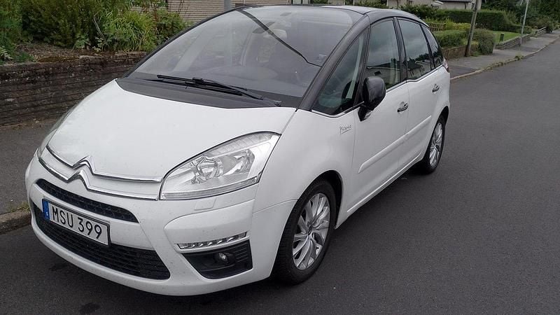 Vit Begagnad 2012 Citroën C4 Picasso Minibuss | 59 500 kr (Marknadspris) - Bild 1/4
