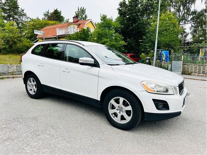 Begagnad 2010 Volvo XC60 Momentum SUV | 57 900 kr - Bild 1/4