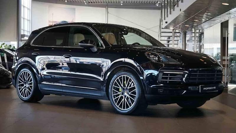 Svart Begagnad 2021 Porsche Cayenne SUV | 749 000 kr (Superpris) - Bild 1/1