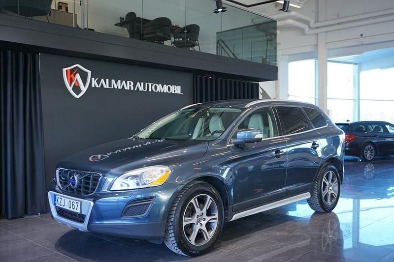 Begagnad Volvo XC60 Summum 224 HK (164 kW) 2011 Blå SUV
