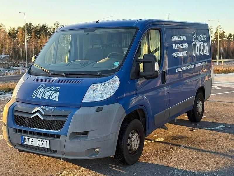 Begagnad Citroën Jumper 101 HK (74 kW) 2010 Blå Minibuss