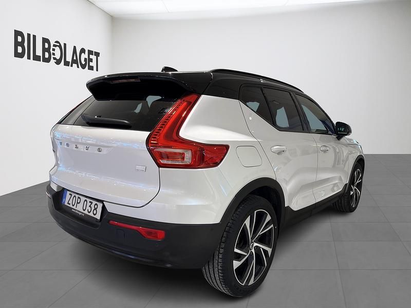 Begagnad Volvo XC40 R-Design 261 HK (191 kW) 2020 Vit SUV