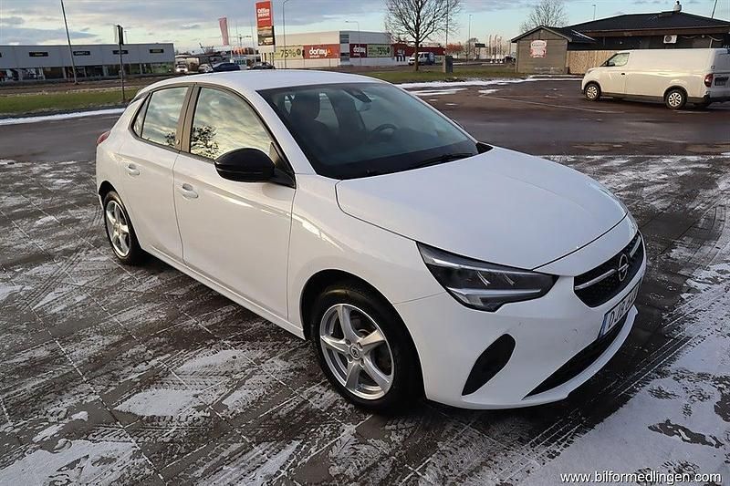Begagnad Opel Corsa-e Edition 100 kW (136 HK) 2020 Vit Halvkombi