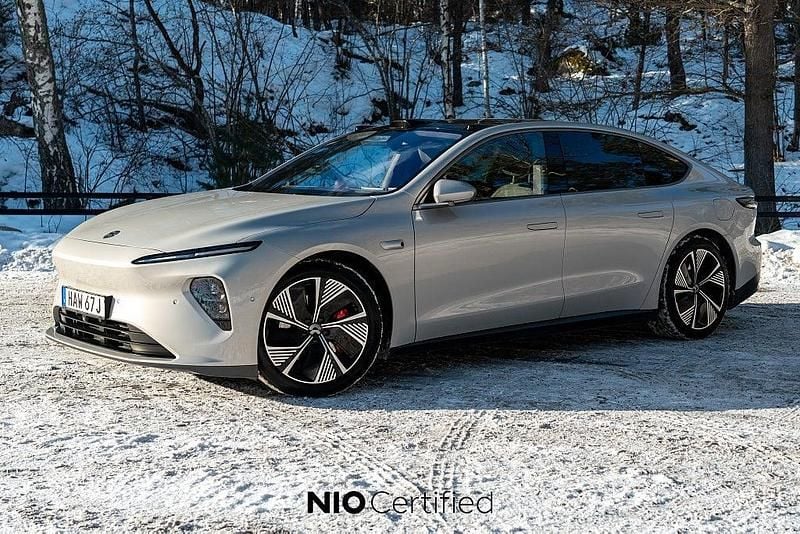 Begagnad Nio ET7 480 kW (653 HK) 2022 Grå Sedan