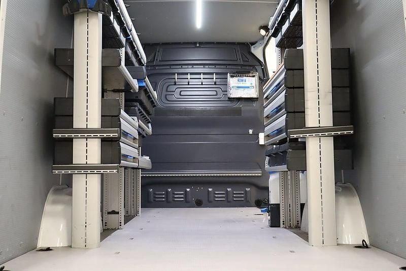 Begagnad Mercedes Sprinter 190 HK (139 kW) 2024 Vit Van