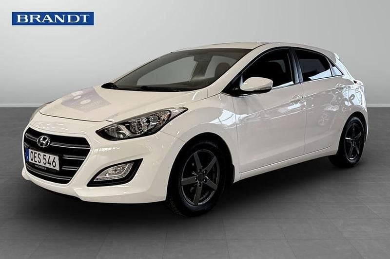Begagnad Hyundai i30 137 HK (100 kW) 2017 Vit