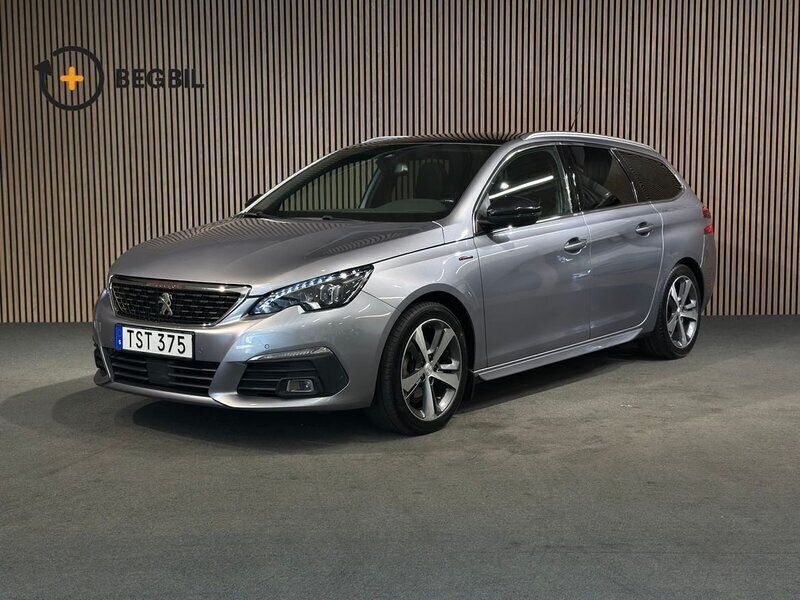 Grå Begagnad 2018 Peugeot 308 GT-line Kombi | 149 400 kr (Marknadspris) - Bild 1/3