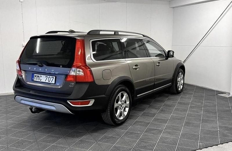 Begagnad Volvo XC70 Summum 185 HK (136 kW) 2008 Grå Kombi