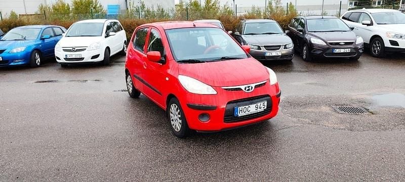 Röd Begagnad 2009 Hyundai i10 Halvkombi | 44 900 kr (Marknadspris) - Bild 1/4