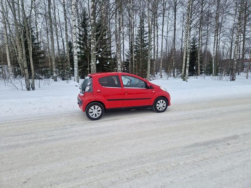 Begagnad Citroën C1 68 HK (50 kW) 2010 Halvkombi