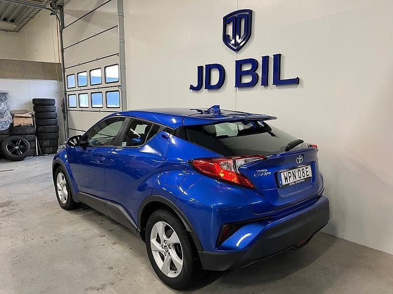Begagnad Toyota C-HR Active 122 HK (89 kW) 2019 Blå SUV